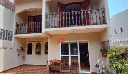 Casa com 4 dormitórios, 196 m² - Nakamura Park - Cotia/SP
