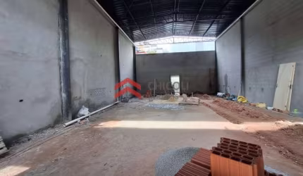 Barracão / Galpão / Depósito com 1 sala para alugar na São Paulo, 151, Amador Bueno, Itapevi por R$ 8.000
