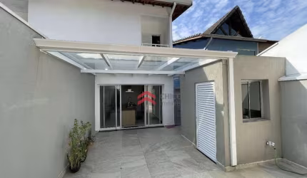 Casa com 3 dormitórios à venda, 140 m² - Chácara Canta Galo - Cotia/SP
