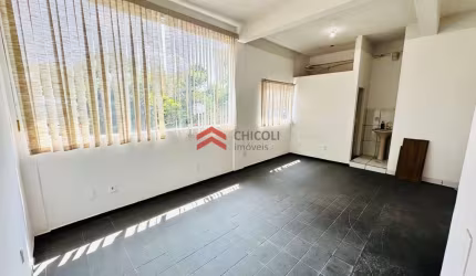 Kitnet / Stúdio para alugar na dos Esquilos, 36, Jardim do Engenho, Cotia por R$ 700
