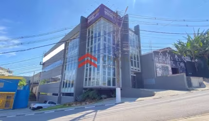 Prédio para alugar na Marginal, 105, Parque São George, Cotia por R$ 39.000