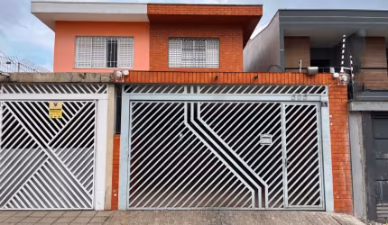 Sobrado a Venda com 3 Dormitórios e 2 Vagas de Garagem- Vila Guilherme