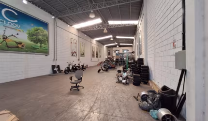 Galpão para Locação com 600 m²- Vila Maria