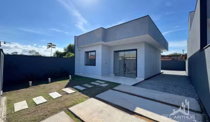 Casa na praia com excelente acabamento e um ótimo valor