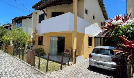 Casa condomínio próx. Vilas!