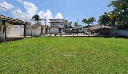 Casa alto padrão Cond. Vilas do Atlântico.