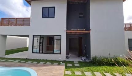 Casa com piscina privativa!!