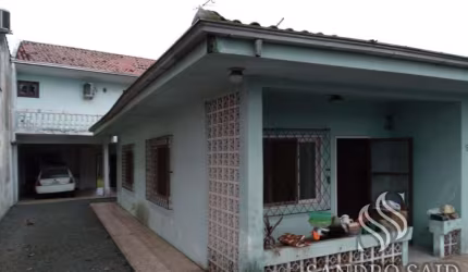 Casa para Venda em Balneário Barra do Sul, Centro, 3 dormitórios, 2 suítes, 2 banheiros, 1 vaga