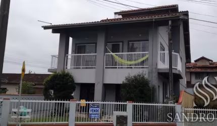 Sobrado para Venda em Balneário Barra do Sul, Centro, 5 dormitórios, 1 suíte, 4 banheiros, 2 vagas