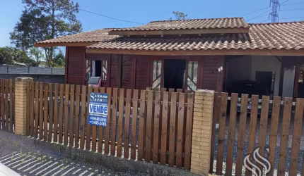 Casa para Venda em Araquari, AREIA PEQUENA, 2 dormitórios, 2 banheiros, 1 vaga