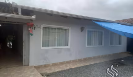 Casa para Venda em Joinville, JOÃO COSTA, 5 dormitórios, 1 suíte, 2 banheiros, 1 vaga