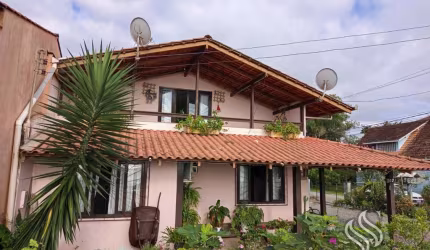 Casa para Venda em Balneário Barra do Sul, Pinheiros, 2 dormitórios, 2 banheiros, 1 vaga