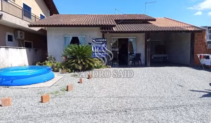 Casa para Venda em Balneário Barra do Sul, Centro, 3 dormitórios, 2 banheiros, 1 vaga
