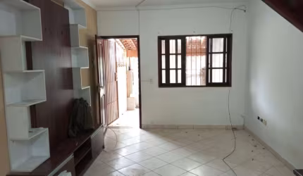 Sobrado com 2 dormitórios para alugar, 58 m² por R$ 2.700,00/mês - Vilamar - Praia Grande/SP