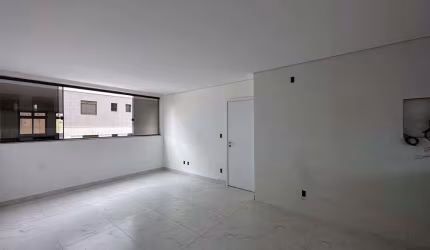 Apartamento 3 qtos, novo, excelente localização.