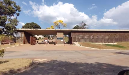 LOTE NO RESIDENCIAL RESERVA DE PIEDADE