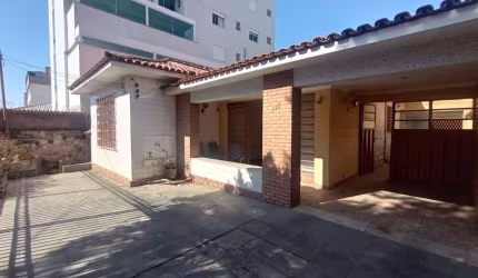 CASA NO PRADO PARA REFORMA EXCELENTE LOCALIZAÇÃO