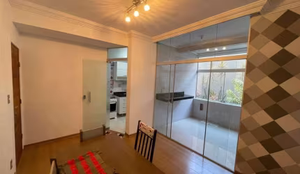 Apartamento 3 quartos com varanda.