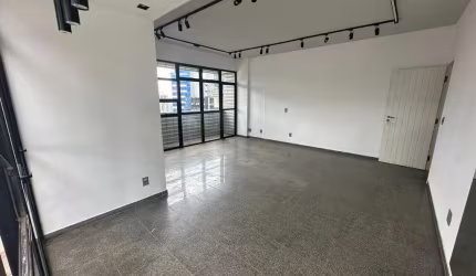 Salas na Alvares Cabral, próximo ao BC, Assembleia