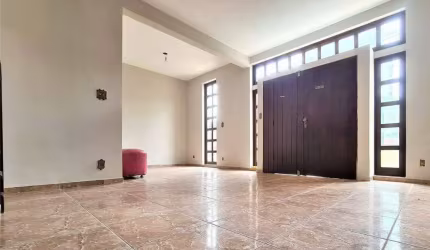 Excelente casa no Paquetá