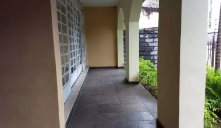 Casa em localização excelente no Prado.