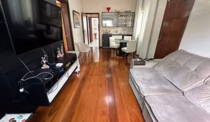 EXCELENTE CASA NO CARLOS PRATES 3 QUARTOS, SUÍTE, 8 VAGAS