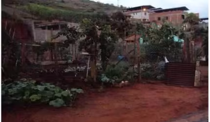 Sítio à venda, 2 quartos, Mangabeiras - João Monlevade/MG