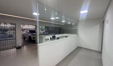 Prédio comercial, excelente localização, próximo ao Mercado Central