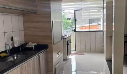 Casa com 2 quartos à venda na Arthur Marson, 311, Batistini, São Bernardo do Campo por R$ 1.000.000