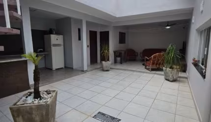 Casa com 3 quartos à venda na Innocente Corazza, 67, Dos Casa, São Bernardo do Campo por R$ 1.950.000