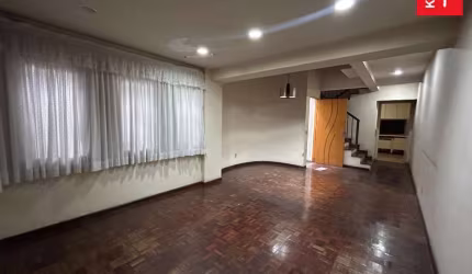 Casa com 3 quartos à venda na Rua Américo Margonari, 49, Centro, São Bernardo do Campo por R$ 700.000