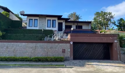 CASA no BOM RETIRO com 4 quartos para VENDA, 406 m²