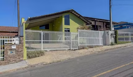 CASA no COSTA E SILVA com 3 quartos para VENDA, 212 m²