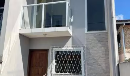 SOBRADO GEMINADO no ADHEMAR GARCIA com 2 quartos para LOCAÇÃO, 48 m²