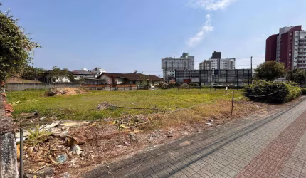 TERRENO no BOM RETIRO com 0 quartos para LOCAÇÃO, 1381 m²