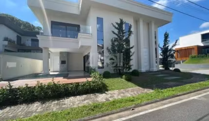 SOBRADO no VILA NOVA com 3 quartos para LOCAÇÃO, 240 m²