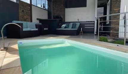 CASA no BOM RETIRO com 3 quartos para LOCAÇÃO, 106 m²