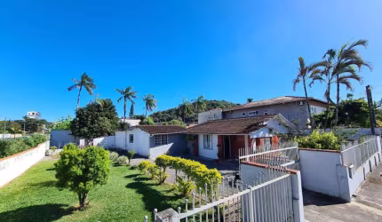 CASA no AMÉRICA com 2 quartos para VENDA, 130 m²