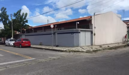 EXCELENTE CASA A VENDA