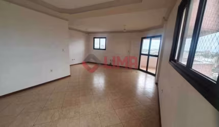 BELO APARTAMENTO NO PORTO MAGGIORE