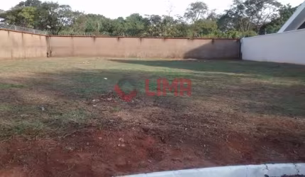 ÓTIMO TERRENO NO CONDOMINIO FECHADO JARDIM COLONIAL - BAURU / SP