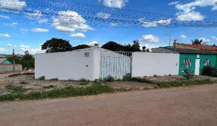 Oportunidade Única em SANTO ANTONIO DO DESCOBERTO - GO | Tipo: Casa | Negociação: Venda Online  | Situação: Imóvel