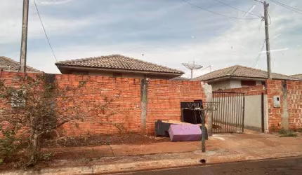 Oportunidade Única em ROLANDIA - PR | Tipo: Casa | Negociação: Venda Direta Online  | Situação: Imóvel