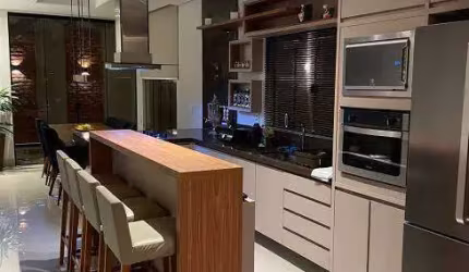 Casa térrea com 3 quartos - PORTEIRA FECHADA - Condomínio Primor das Torres