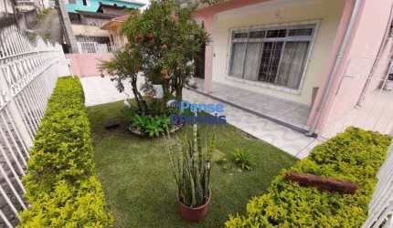 Ampla casa com 5 dormitórios ideal para fazer kitnets no bairro Pantanal