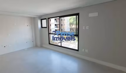 Apartamento Studio NOVO e com garagem, próximo ao Shopping Beiramar - Centro - Florianópolis/SC