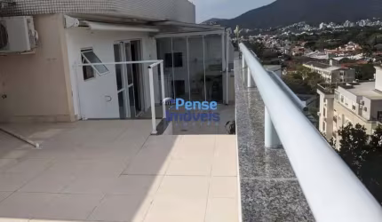 Cobertura com 3 dormitórios, sendo 2 suítes a venda próximo a UFSC.