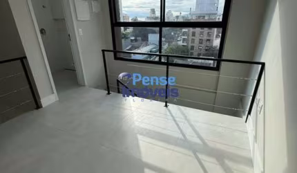 Loft com 1 quarto à venda na Rua Irmão Joaquim, 121, Centro, Florianópolis por R$ 650.000