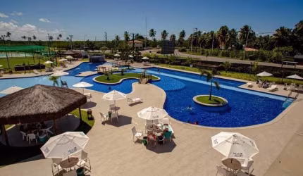 Flat Mobiliado no Muro Alto Condomínio Club – Conforto e Lazer Completo!