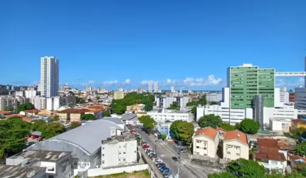 FLAT DE ALTO PADRÃO NA ILHA DO LEITE – PRATICIDADE E CONFORTO EM UMA LOCALIZAÇÃO ESTRATÉGICA!
